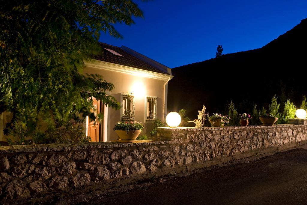 נידרי Kores Villas מראה חיצוני תמונה