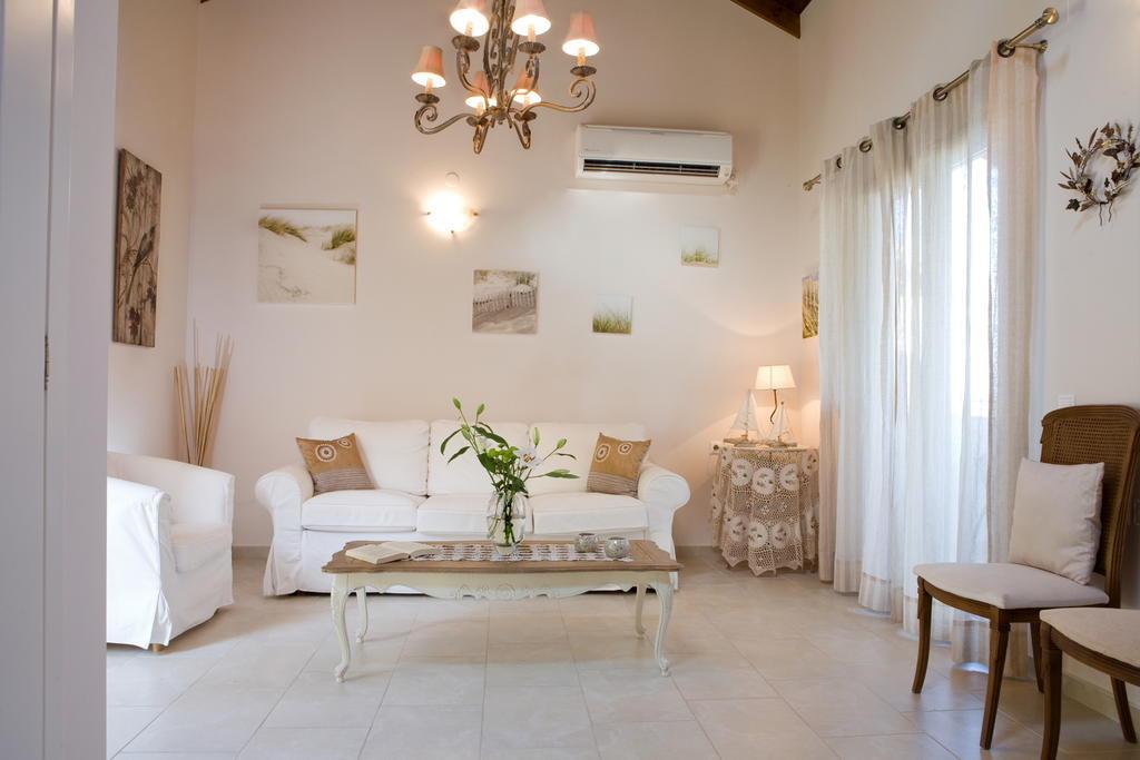 נידרי Kores Villas חדר תמונה